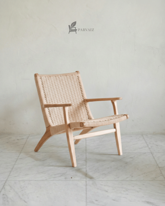 Co-working Space Ergonomis: Memadukan Meja Custom dengan Kursi Minimalis