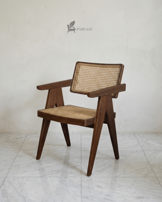 Beyond Patios: Why Marine and Yacht Interiors Demand Custom Teak Furniture