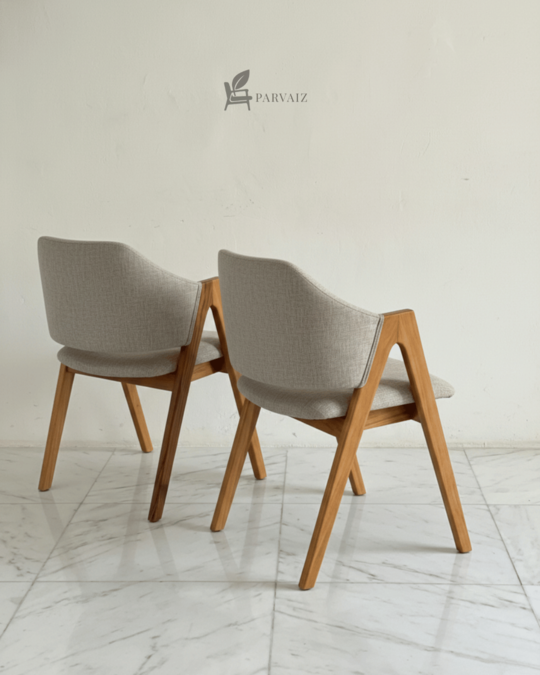 Mirwan Chair