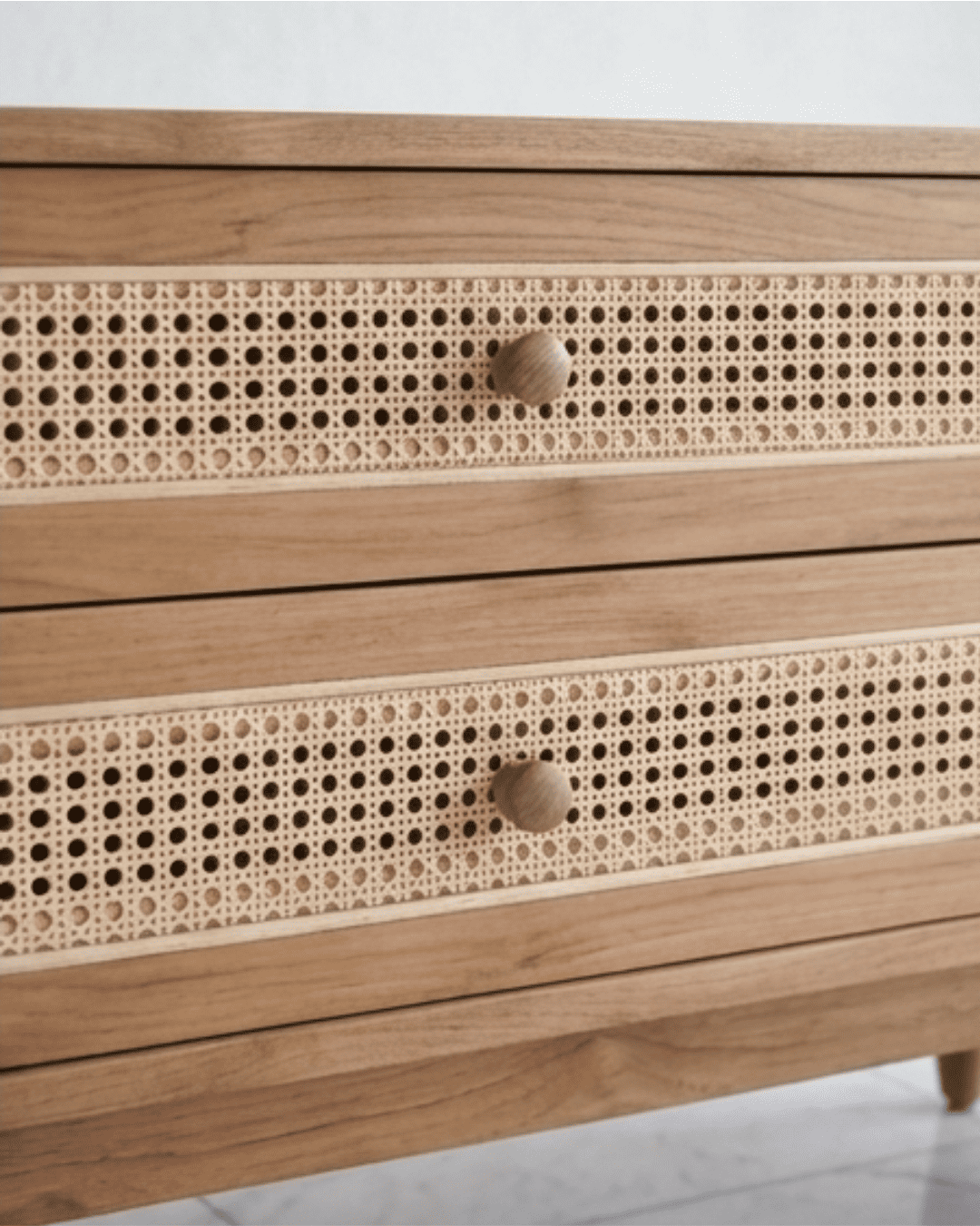 Genos Cabinet