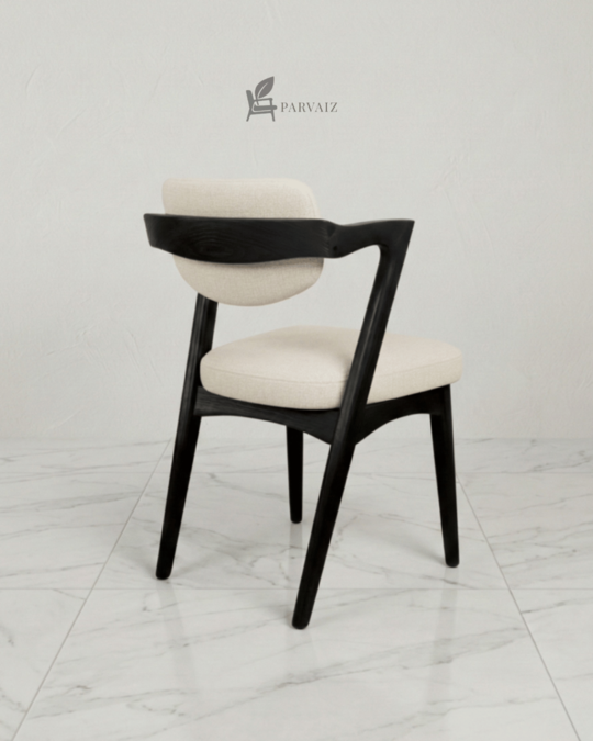Gladius Chair