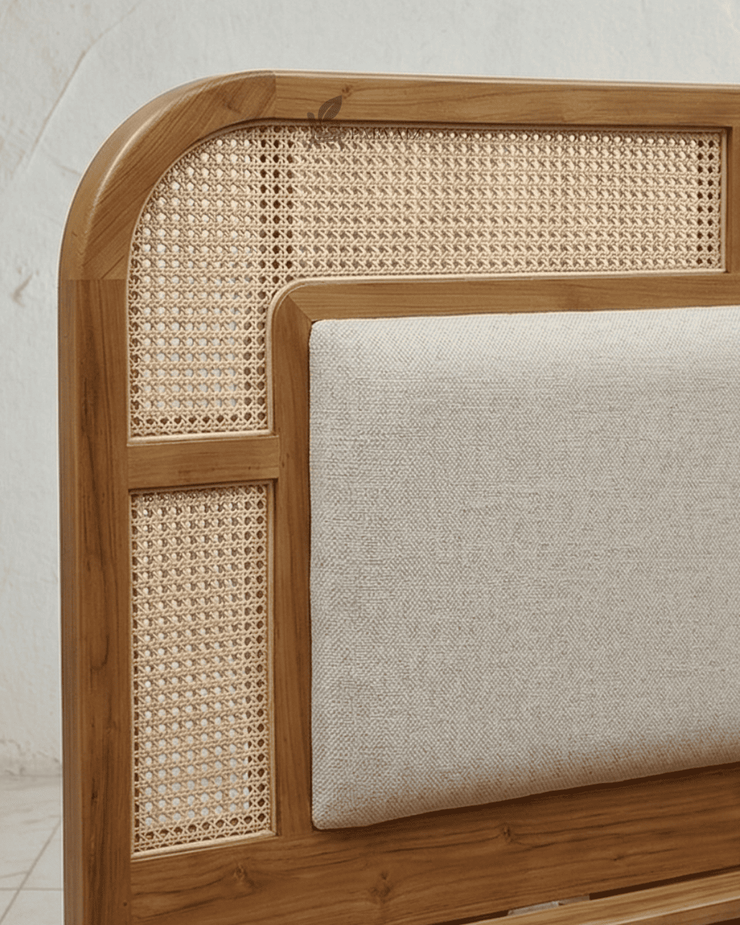 Doro Bedframe