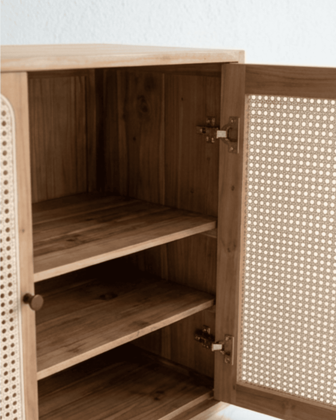 Ryoku Cabinet